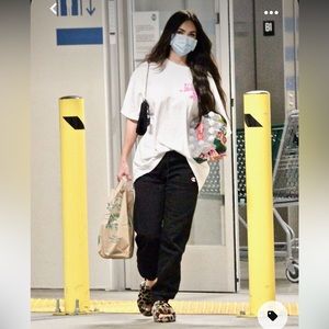 UGG fluff yeah slide